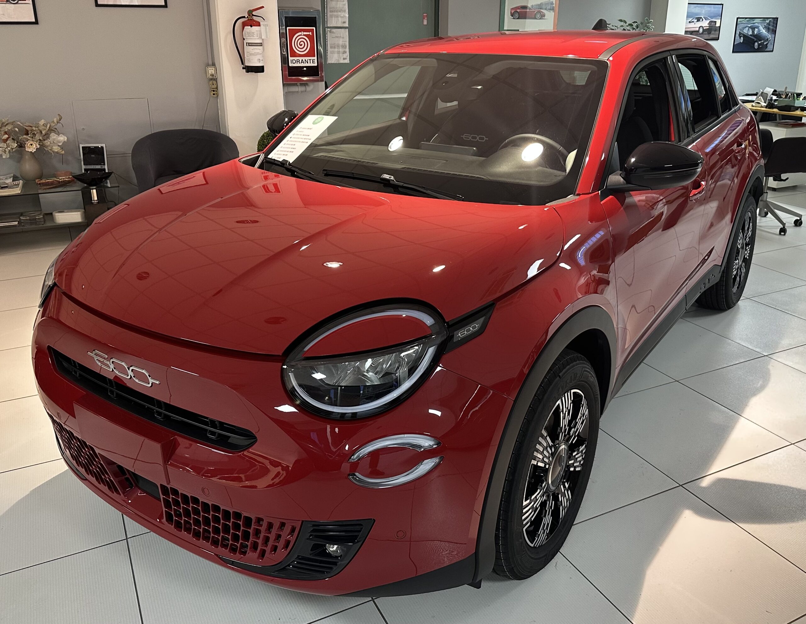FIAT 600 1.2 HYBRID 110 CV KM ZERO